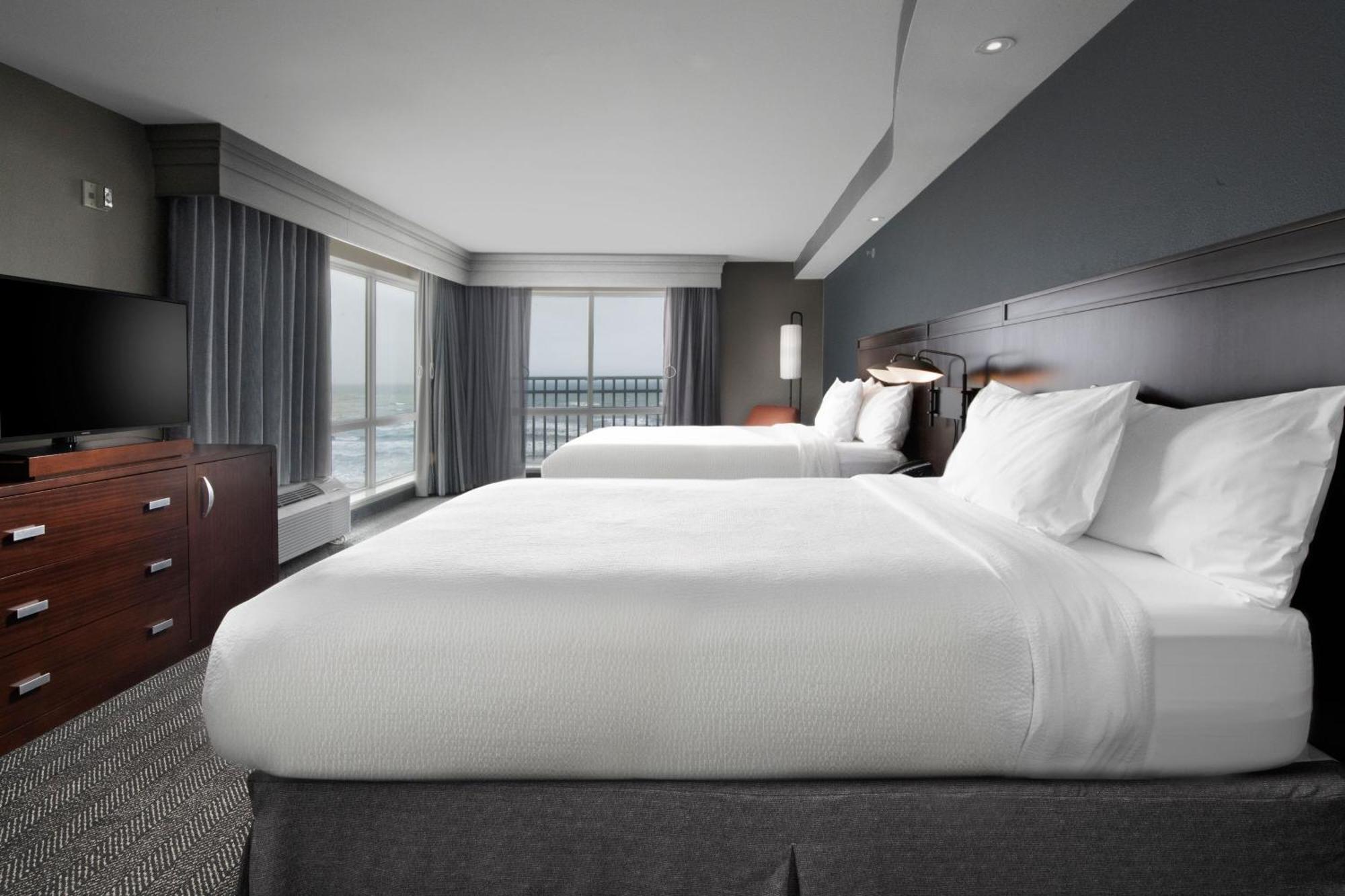 Отель Courtyard By Marriott Galveston Island Экстерьер фото